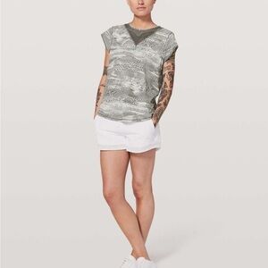 lululemon athletica On the Run Swerve Vapor metal grey Patterned top